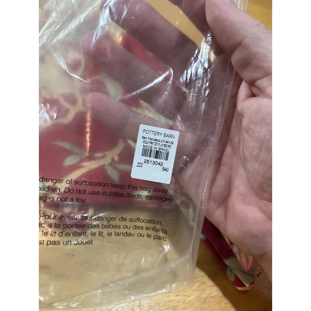 Pottery Barn Soule Print Plum Red Floral Linen Blend Napkins Set of 4 20x20 NEW
